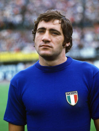 Italy 72-74 Road Giorgio Chinaglia 2_small